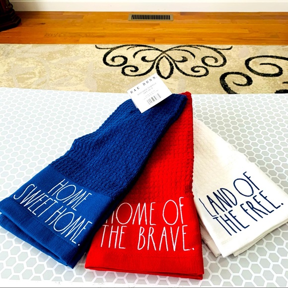 Rae Dunn set of 3 patriotic towels